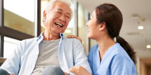 老人ホーム経営の課題と解決策｜人材不足から収益構造まで徹底解説