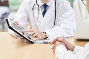 診療所・クリニックの承継問題にM&Aが有効な理由を解説